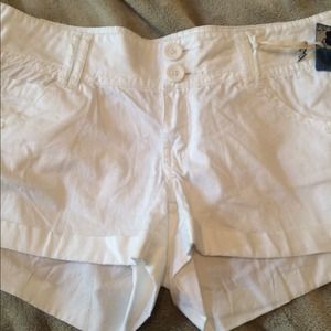 SOLD White shorts. NWT.