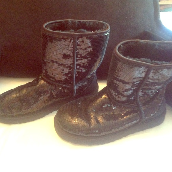 Black Sparkle Ugg boots like new