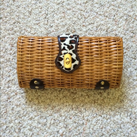 Adrienne Vittadini Wicker Clutch w/Calf Hair Trim - Picture 1 of 4