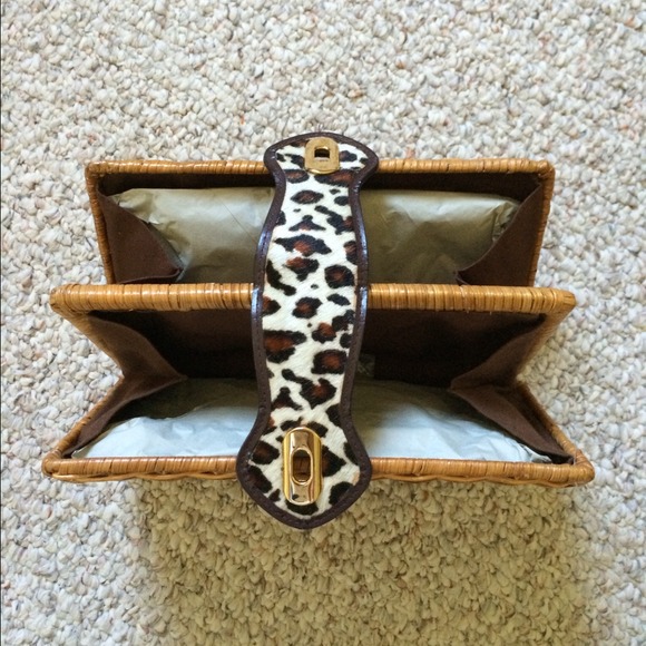 Adrienne Vittadini Wicker Clutch w/Calf Hair Trim - Picture 2 of 4