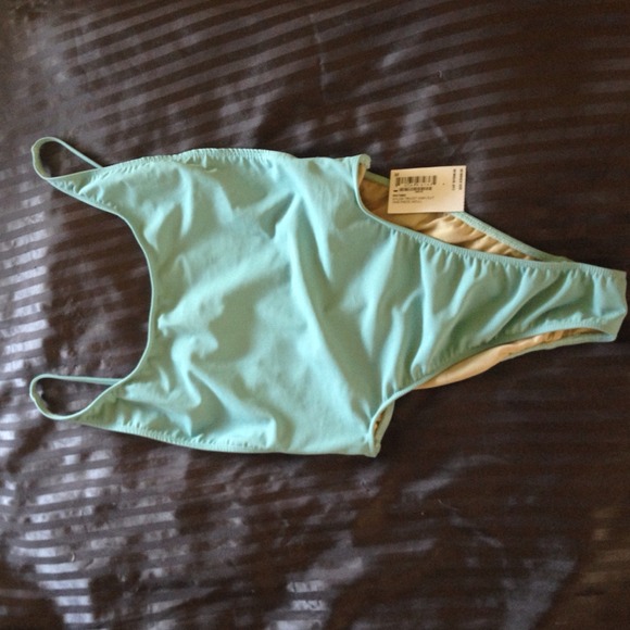 Bathing suit