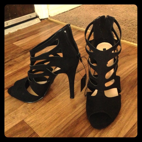 Black heels