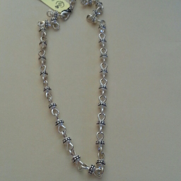 Premier design necklace