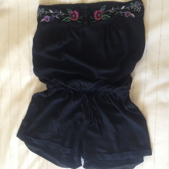 Embroidered black romper