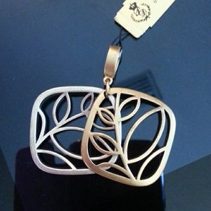 Premier Design Twice as Nice pendant