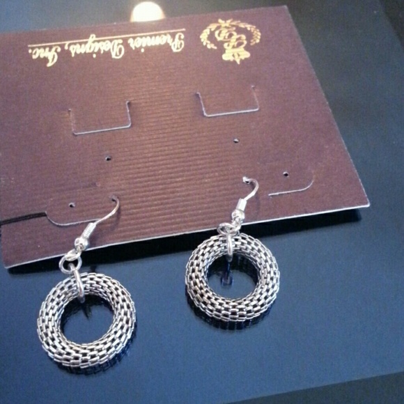 Premier design Runway earrings - Picture 1 of 1