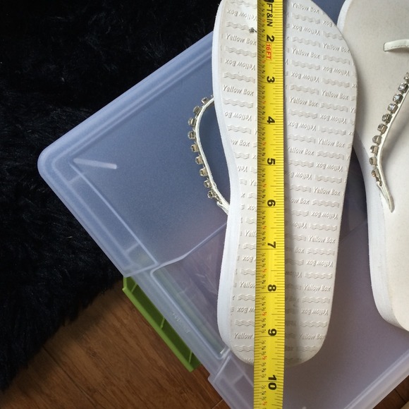 Sold in bundle. - Picture 3 of 4