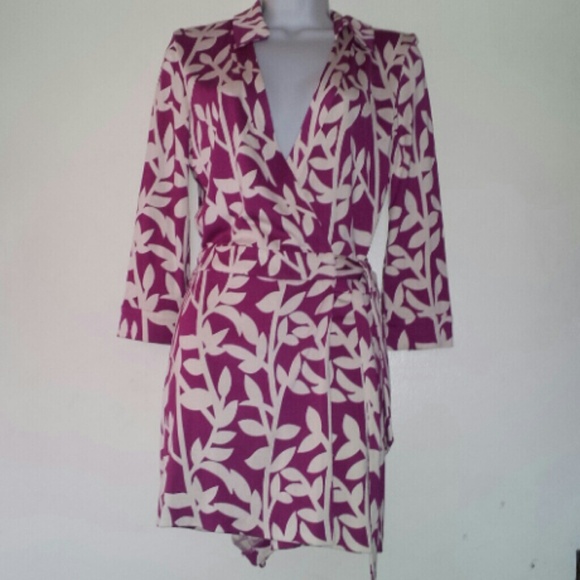 DIANE VON FURSTENBERG 12 SILK WRAP ROMPER SHORTS