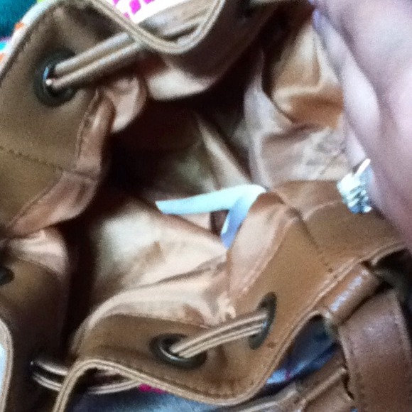 🔃Traded Adorable Aztec print bag - Picture 2 of 2