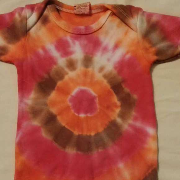 Tye Dye Baby Onesie - Picture 3 of 4