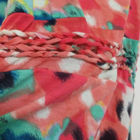 Floral high-low dress with braided empire waist - Picture 3 of 4