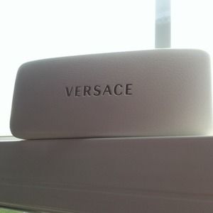 Authentic Versace 👓🌸❤Glass case😍👓💋