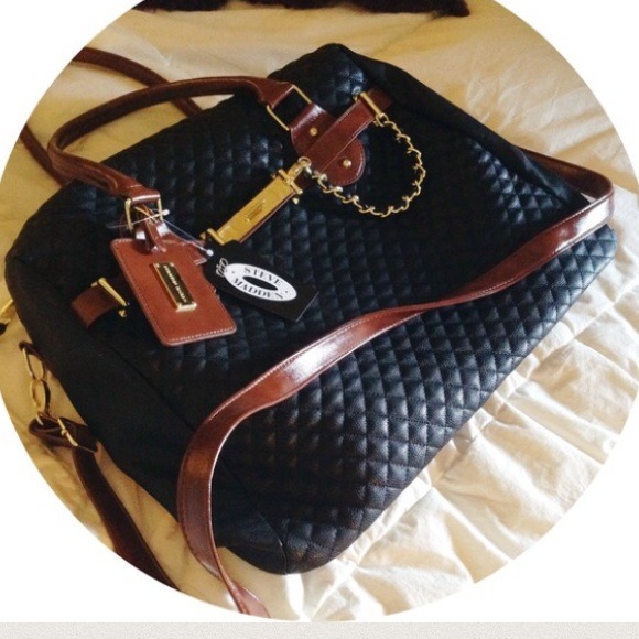 ISO Steve Madden black quilted bag
