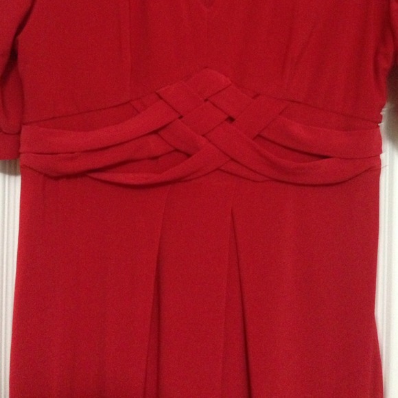Chadwick's red dress with collar & detailed waist - Picture 2 of 4