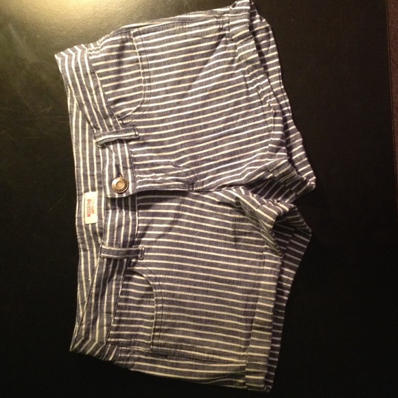 Blue and white striped shorts - Picture 1 of 1