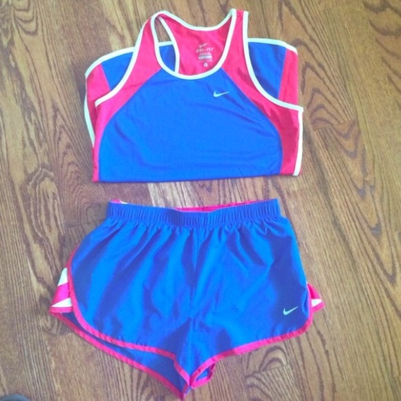 Worn once Nike dri fit matching tank and shorts