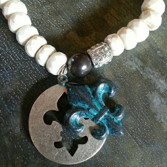 Bracelet - Picture 2 of 2