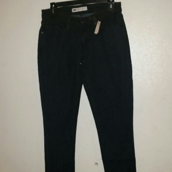 Levis 524 skinny jeans size 7