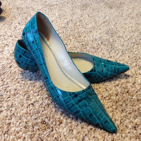 Turquoise 1 inch heels Naturalizer