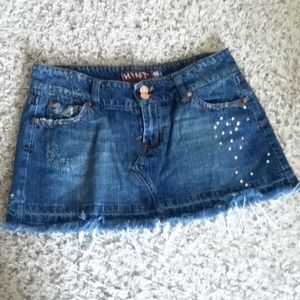 Pair of size 7 Hint Jeans skirt