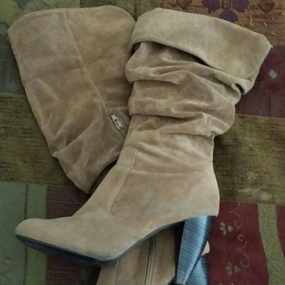 Not for sale-Trading with Wanny* Knee High boots