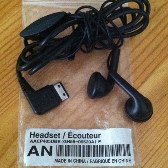 Head set for ur PC - Picture 1 of 1