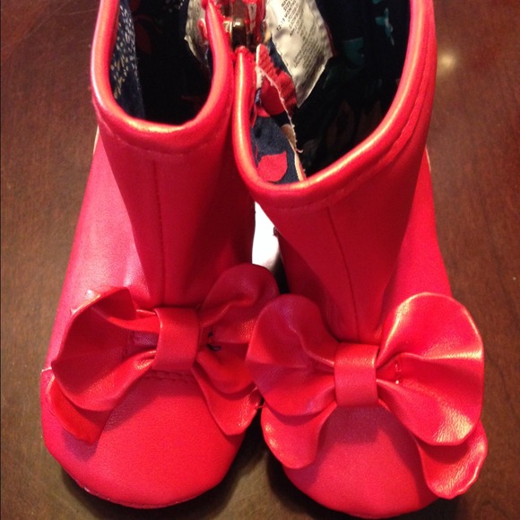 Red ON Toddler Boots