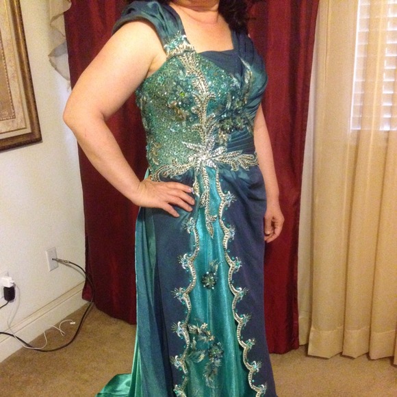 Green silk dress!!!!