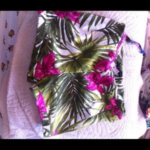 🐩🐾SOLD🐾🐩Brandy Melville Shorts!