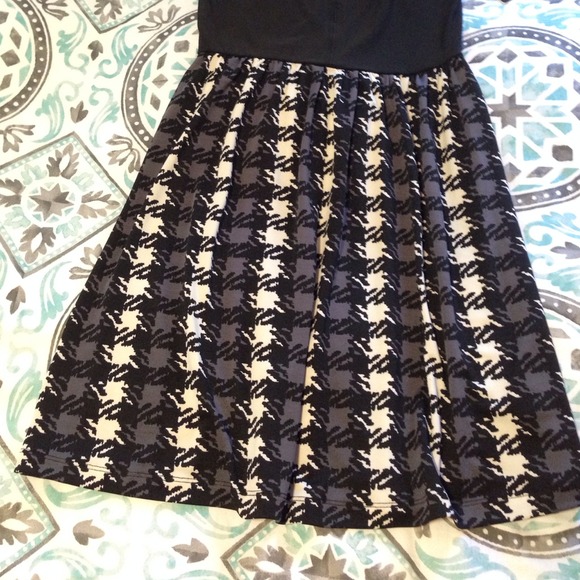 BWT Black sleeveless dress - Picture 3 of 4