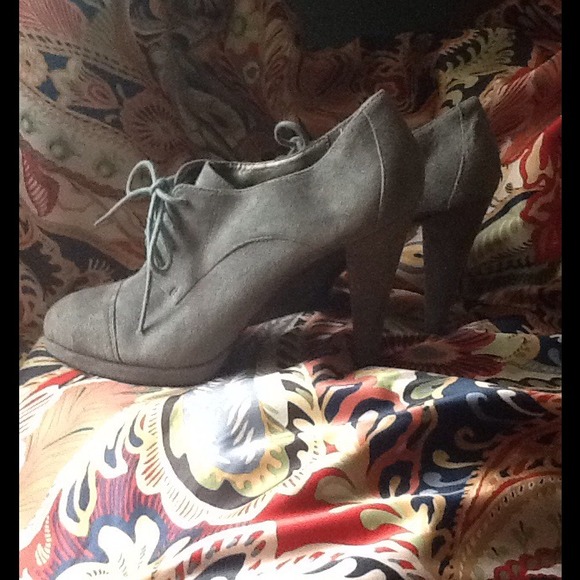 Mojo Moxy gray suede platform oxford - Picture 3 of 3