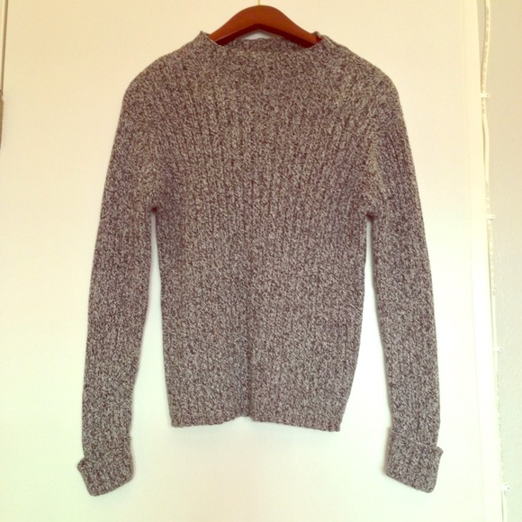 ⚡️FLASH SALE⚡️Marled grey sweater