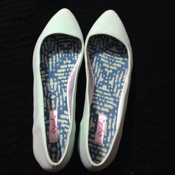 Mint flats