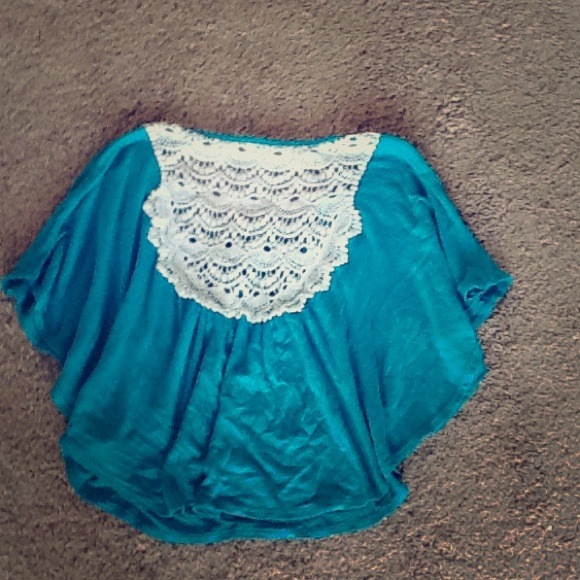 forever 21 kids flowy lace top💙🌀