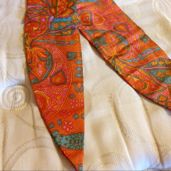 SALE 🇺🇸 Paisley long scarf great to wear in hair