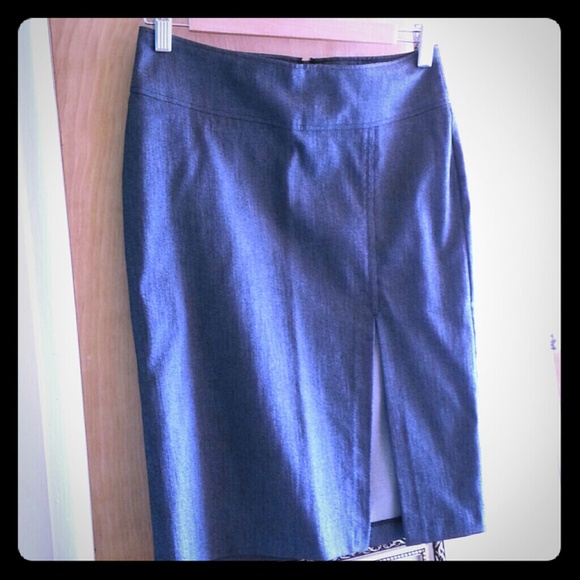 United Colors of Benetton gray skirt