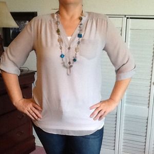 Light Grey 3/4 sleeve shirt, size L