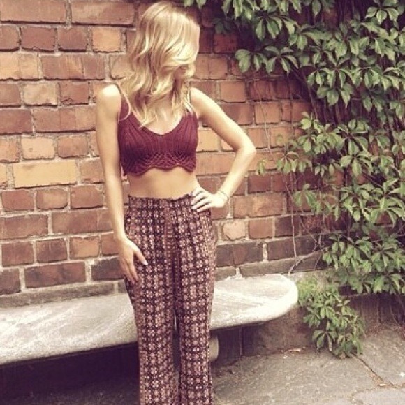 Brandy Melville Tops - Brandy Melville maroon knit triangle bralette