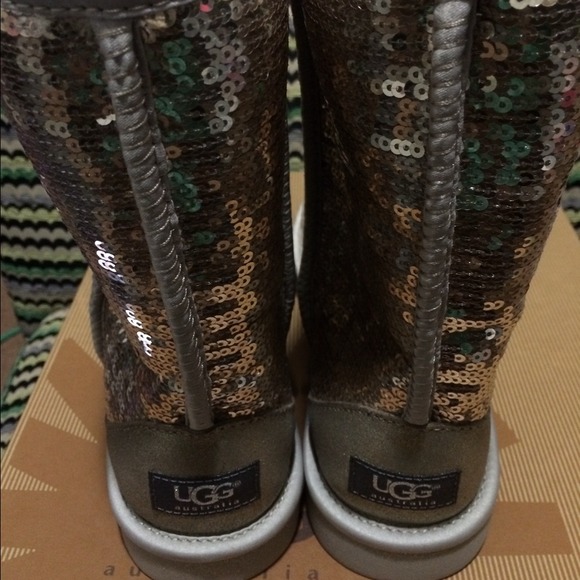🎉Sold on EBay🎉 Sparkle Ugg Boots - Picture 4 of 4