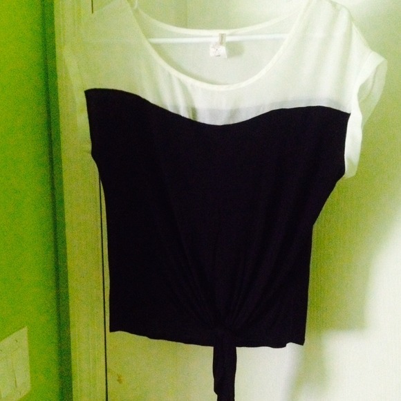 Cute loose shirt