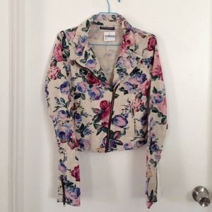 Brandy Melville floral jacket rare