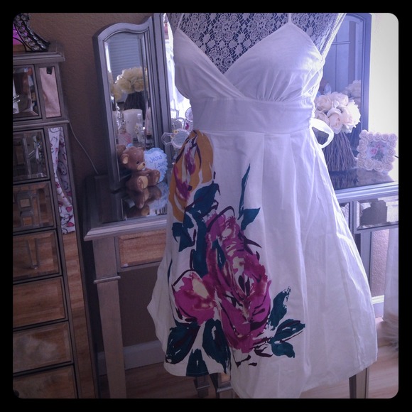 Beautiful white floral dress