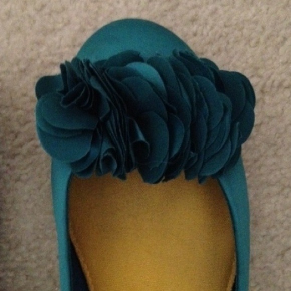 SOLD Turquoise Flats - Picture 2 of 4