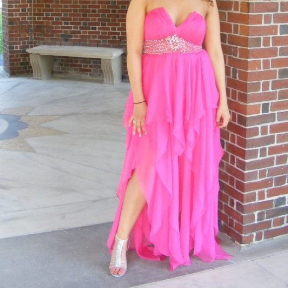 Pink Dress - Picture 1 of 1