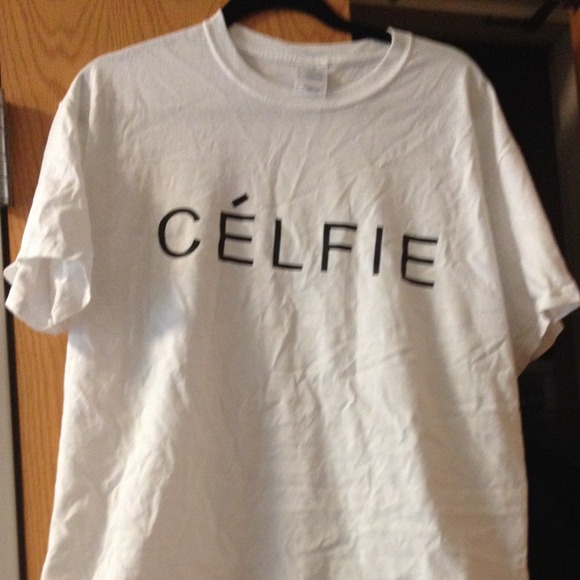 Celfie t 🔴sold🔴