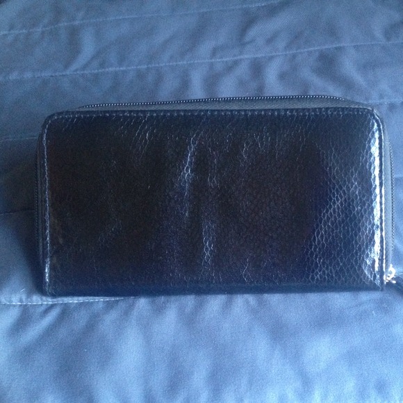 GAP faux snakeskin zip around wallet