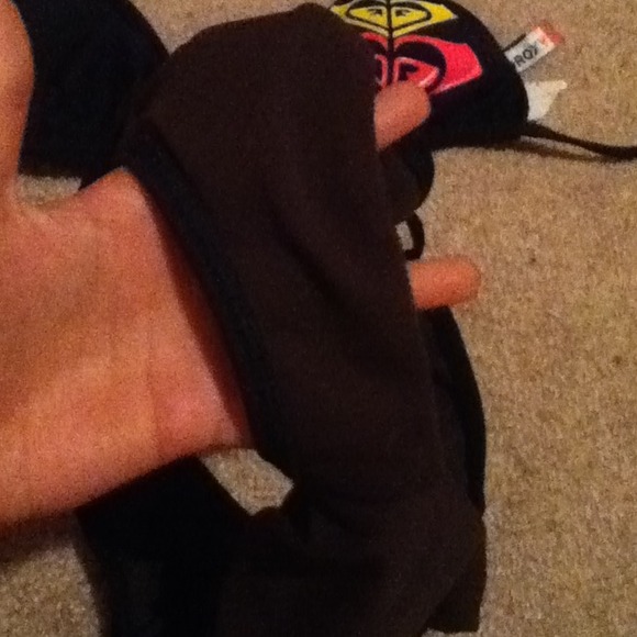 TRADED Roxy bikini! - Picture 3 of 3