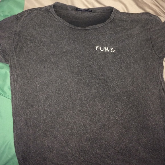 ✖️brandy melville Diane fuk u top✖️