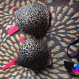 *SOLD* PINK wear everywhere push up bra 36B