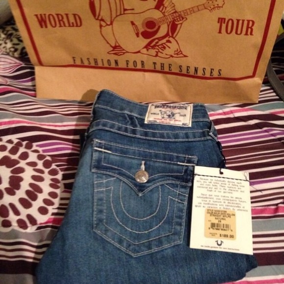 BRAND NEW WOMENS TRUE RELIGION JEANS WITH TAGS - Picture 3 of 4
